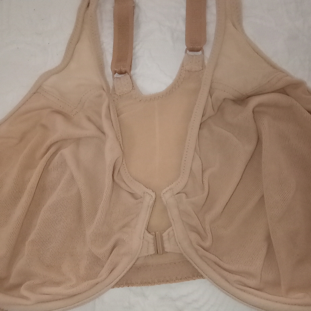 WACOAL 38DD Soft Embrace Front Close Bra Beige Underwire Racerback Basic - Picture 4 of 6